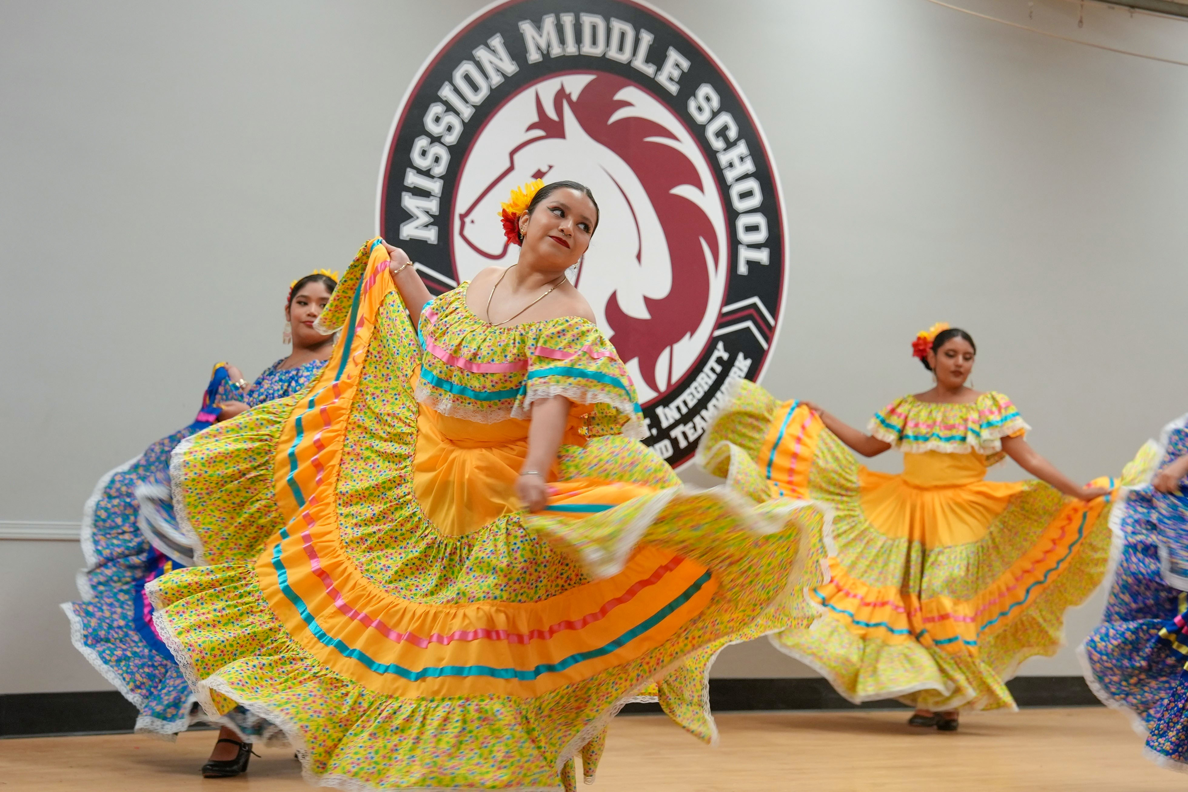 Rubidoux High Ballet Folklorico performing at Mission Middle School